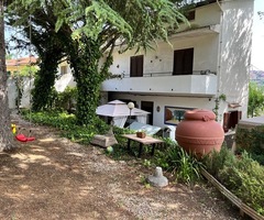 Trentinara villa con giardino e piscina