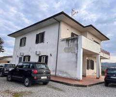 Capaccio Paestum loc.Spinazzo casa unifamiliare con terreno